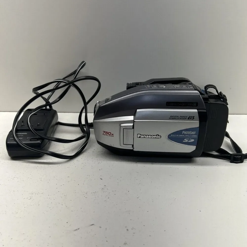 PANASONIC PALMCORDER PV-L452D MULTICAM CAMCORDER‎ *TESTED* ‼️READ DESCRIPTION ‼️